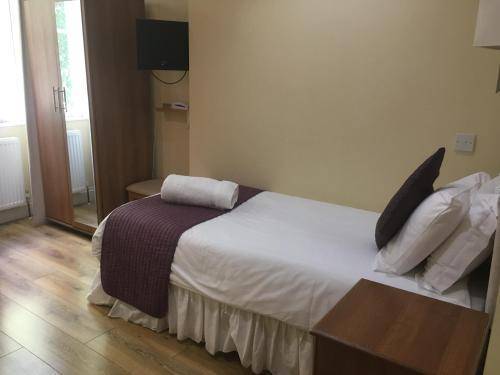 George Hotel, London
