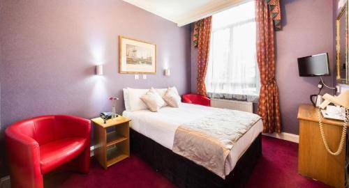 Lord Kensington Hotel, London