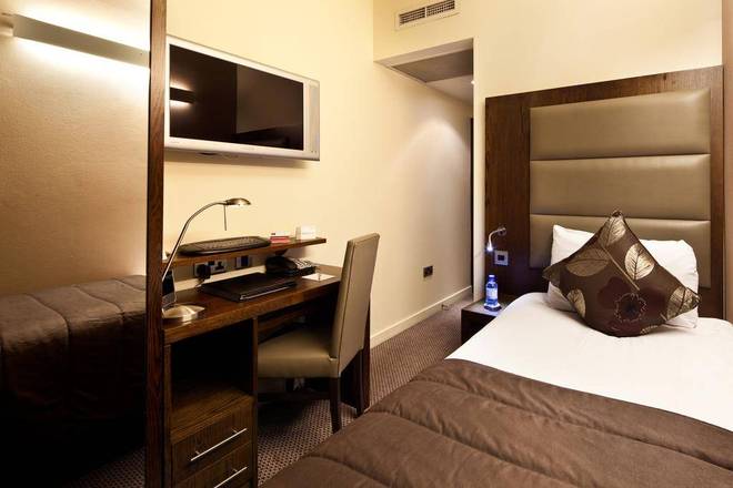 Mercure London Paddington Hotel, London