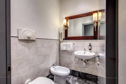 Hotel Giuggioli, Rome