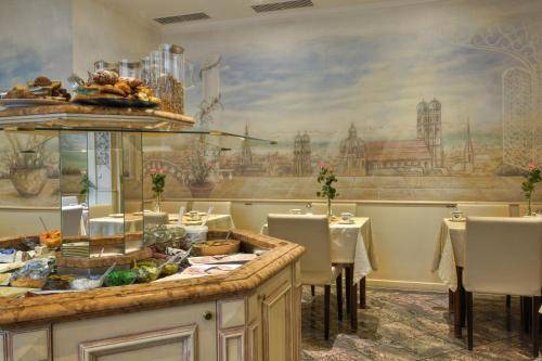 Hotel Condor, Munich