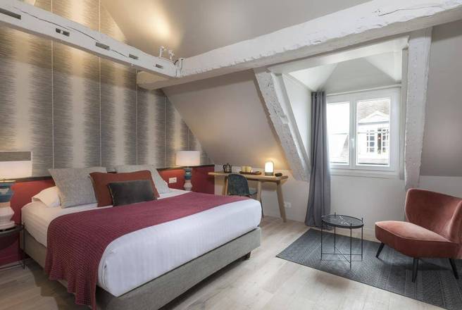 Hôtel Jeanne d'Arc, Paris