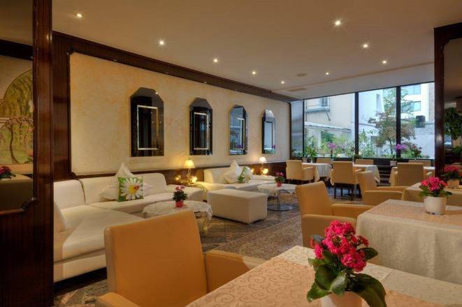 Hotel Condor, Munich