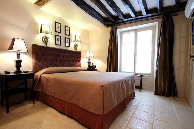 Hotel Saint-Louis Marais, Paris