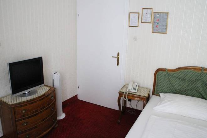 Pension Suzanne, Vienna