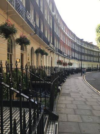 George Hotel, London