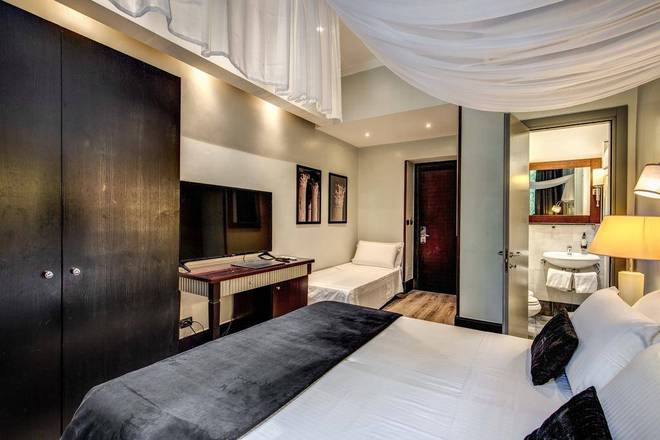 Hotel Giuggioli, Rome