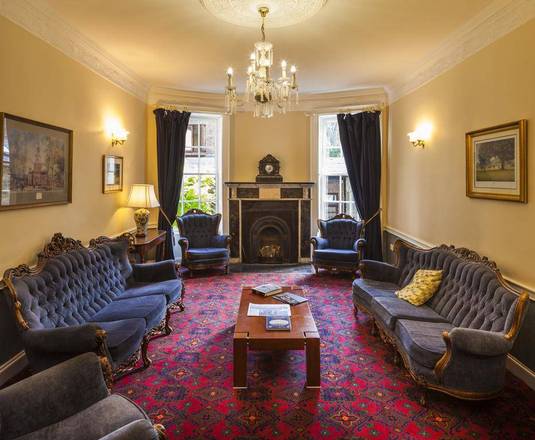 Stauntons on the Green Guesthouse, Dublin