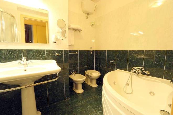 Hotel Bretagna, Florence
