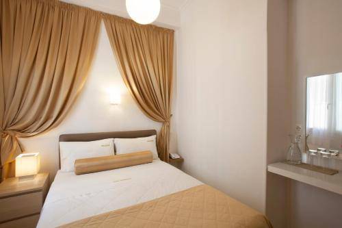 Metropolis Hotel, Athens