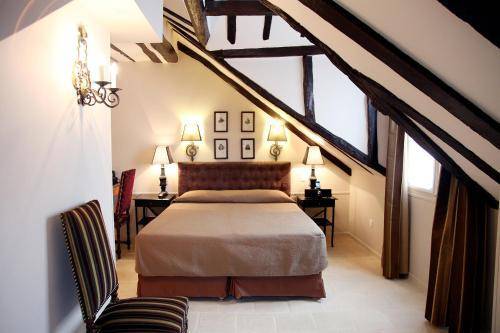 Hotel Saint-Louis Marais, Paris