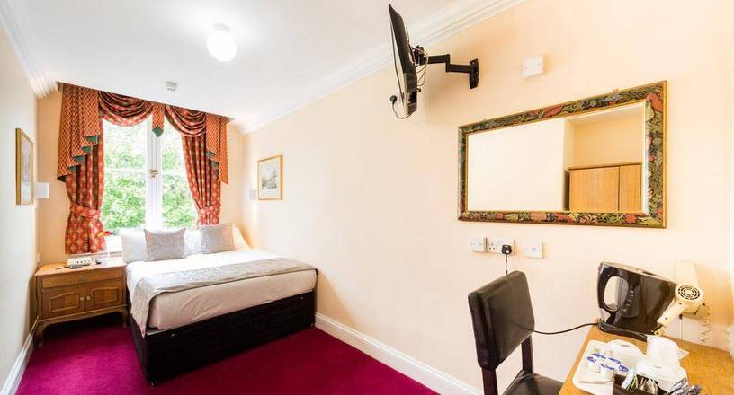 Lord Kensington Hotel, London