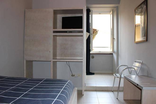 Olga's House, Florence
