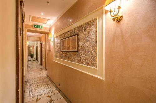 Hotel Montreal, Rome