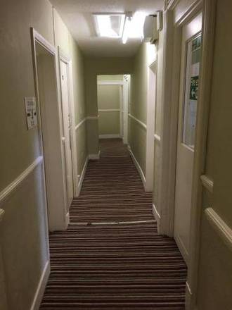 George Hotel, London