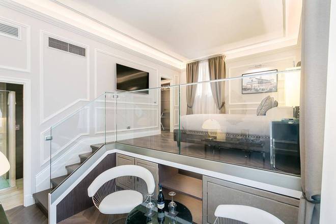 Hotel Bretagna, Florence