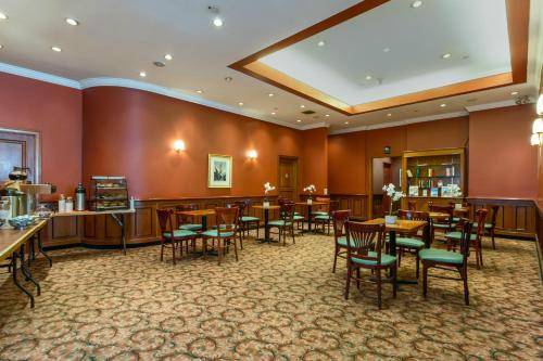 Chelsea Savoy Hotel, New York