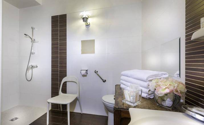 Hôtel Jeanne d'Arc, Paris